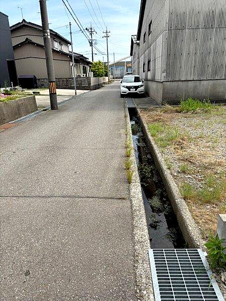 2026.5。前面道路