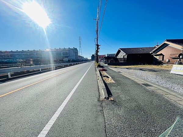前面道路含む現地写真