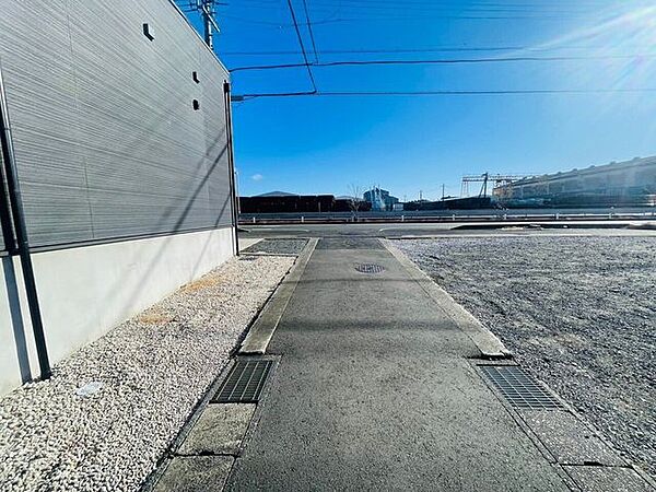 前面道路含む現地写真