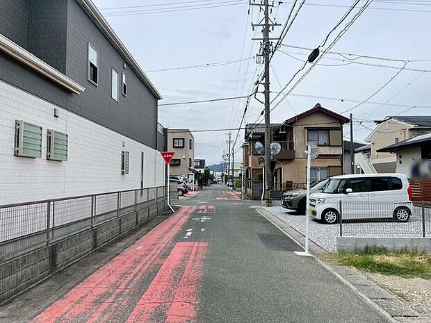 前面道路含む現地写真