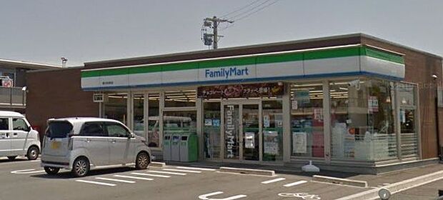 ファミリーマート豊川市田町店 410m