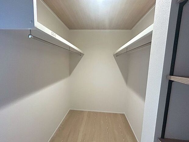 ウォークインクローゼット