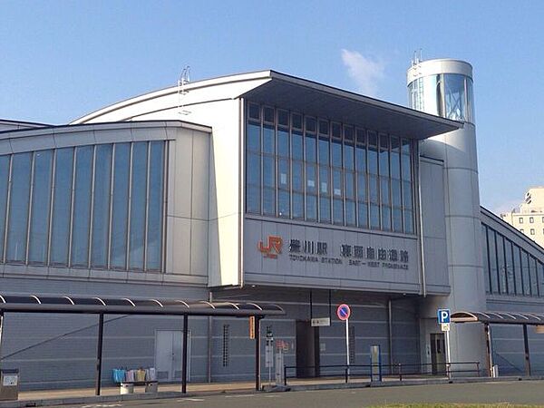 豊川駅 720m