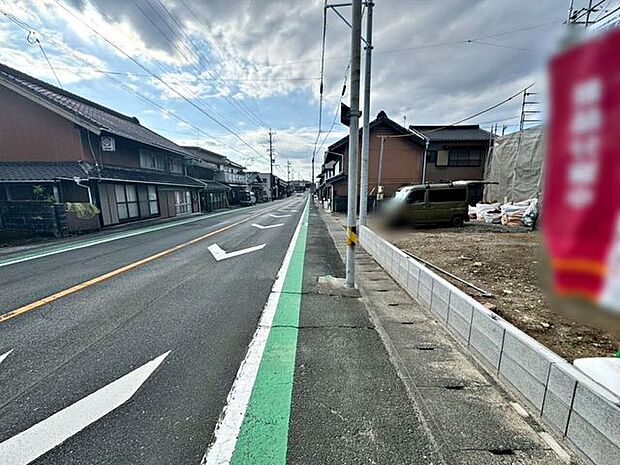 前面道路含む現地写真