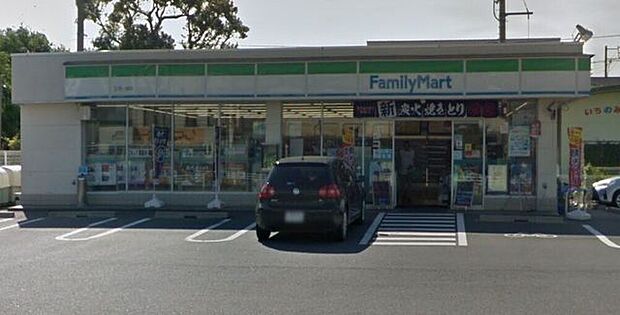 ファミリーマート 三河一宮店 950m