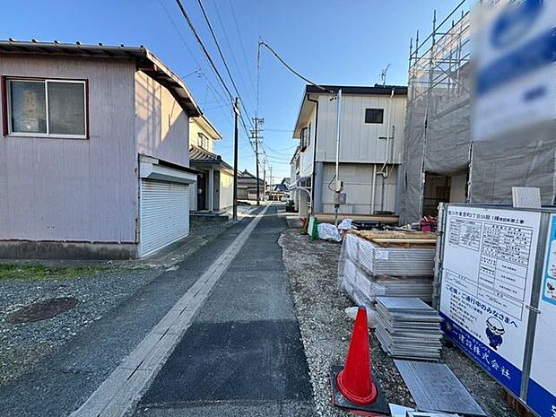 前面道路含む現地写真