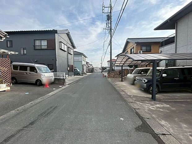前面道路含む現地写真
