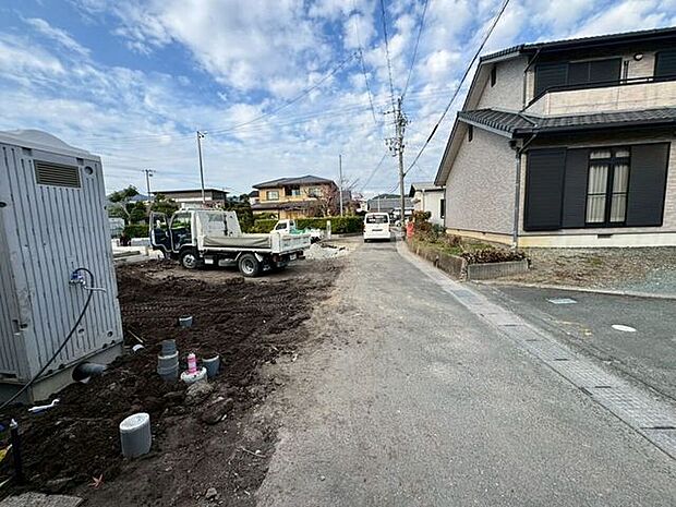前面道路含む現地写真