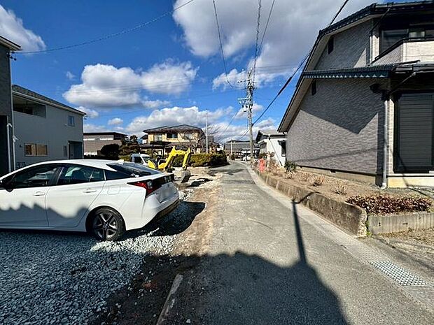 前面道路含む現地写真
