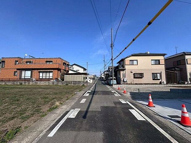 前面道路含む現地写真