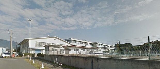 一宮南部小学校 1640m