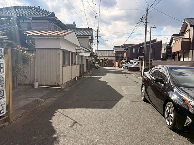 前面道路含む現地写真