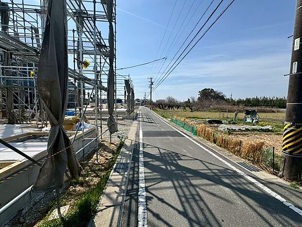 前面道路含む現地写真