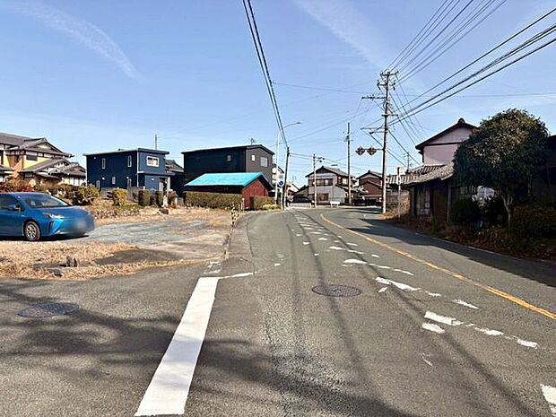 前面道路含む現地写真