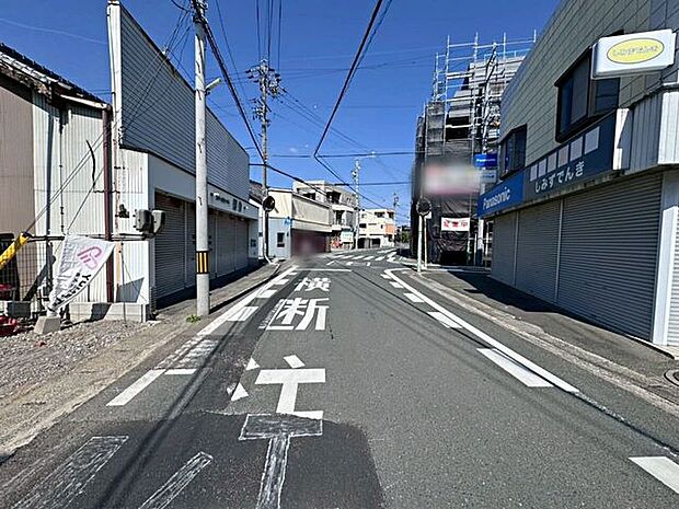 前面道路含む現地写真