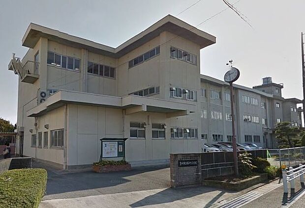 桜町小学校 1010m