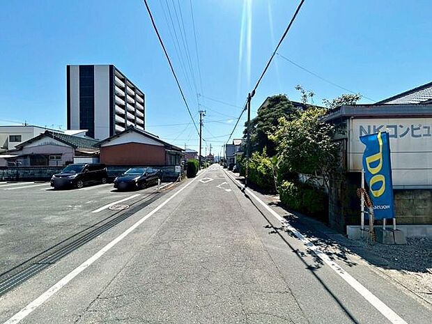 前面道路含む現地写真