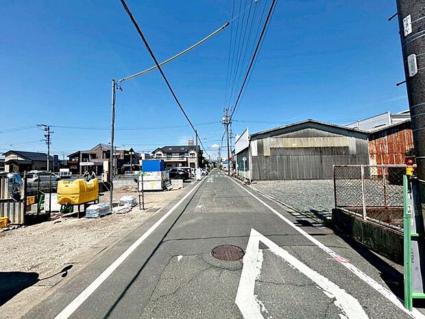 前面道路含む現地写真