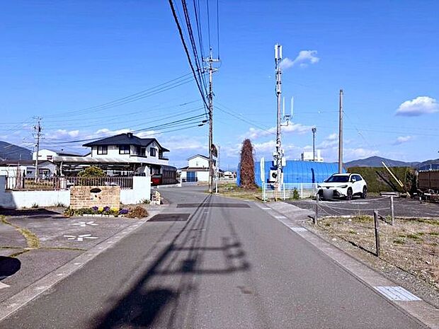 前面道路含む現地写真