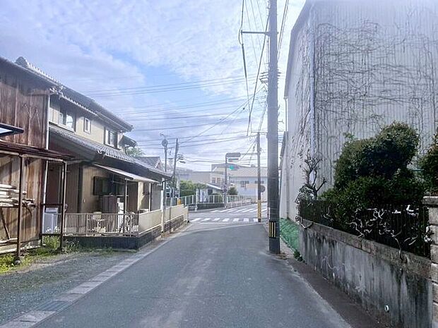 前面道路含む現地写真