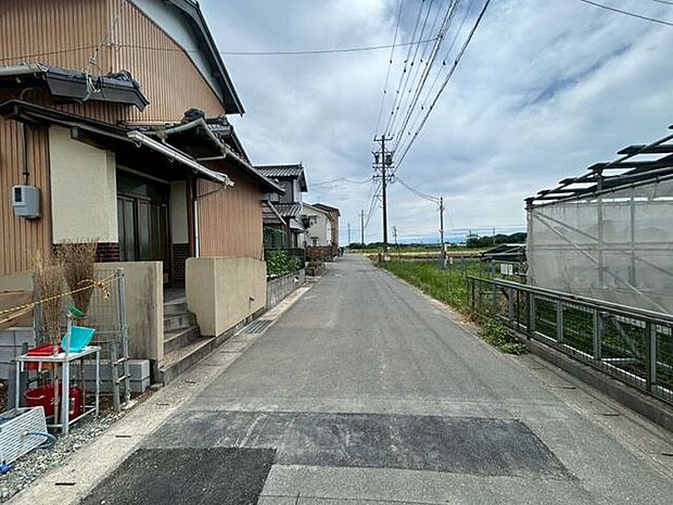 前面道路含む現地写真