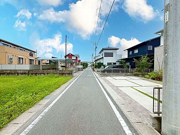 前面道路含む現地写真