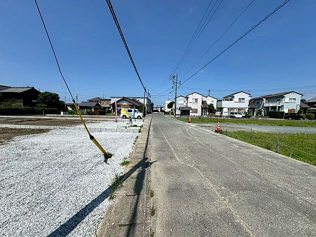 前面道路含む現地写真