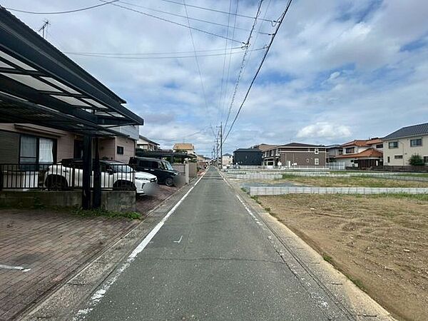 前面道路含む現地写真