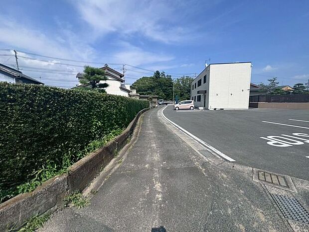前面道路含む現地写真