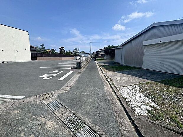 前面道路含む現地写真