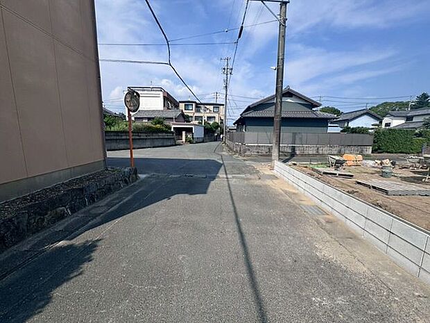 前面道路含む現地写真