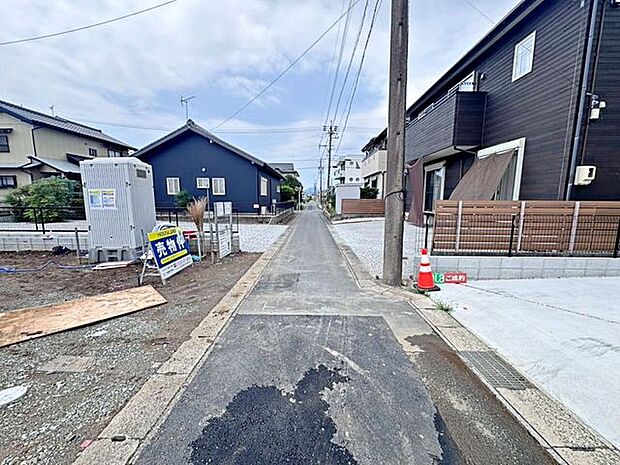 前面道路含む現地写真