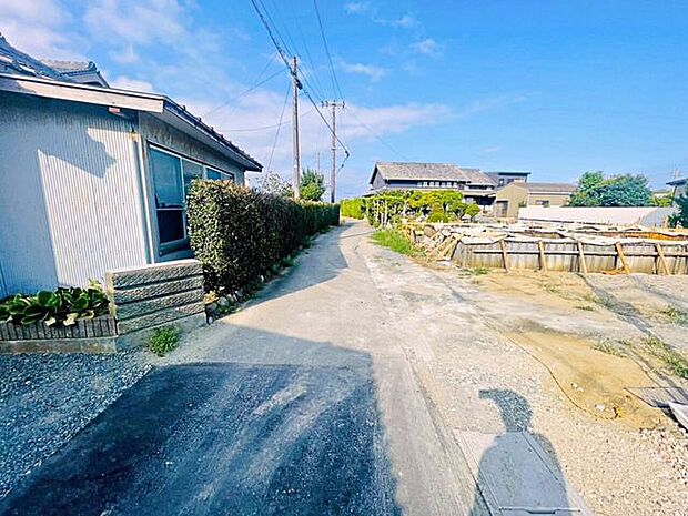 前面道路含む現地写真