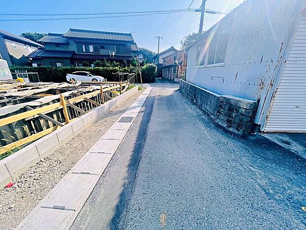 前面道路含む現地写真