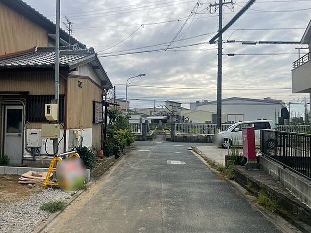 前面道路含む現地写真
