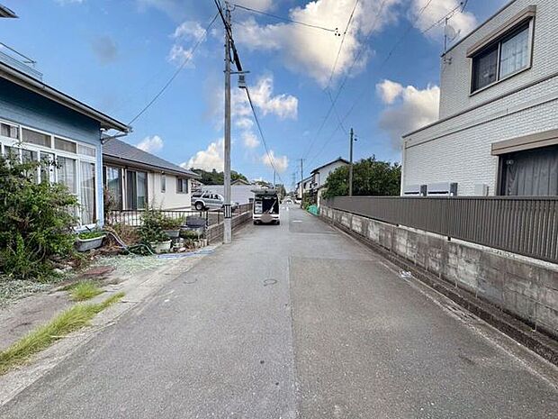前面道路含む現地写真