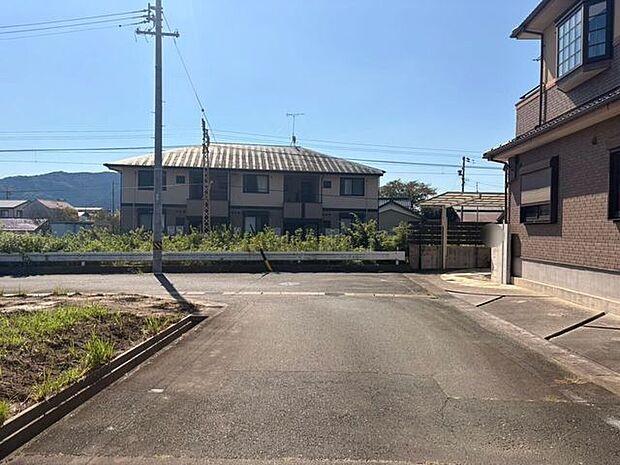 前面道路含む現地写真