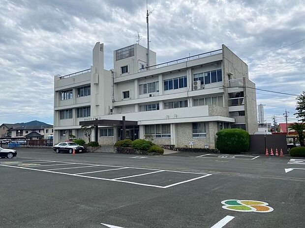 新城警察署 1260m