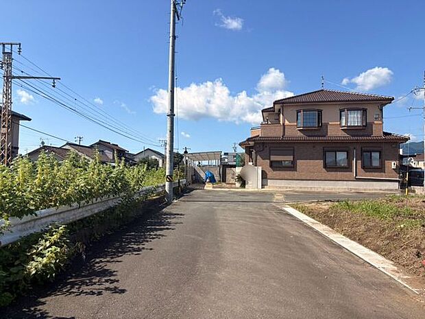 前面道路含む現地写真
