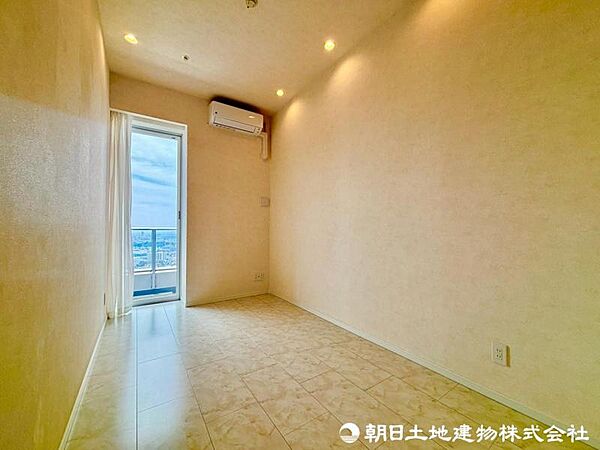 過ぎ行く時間をゆったりと感じることができる落ち着いたお部屋です。？