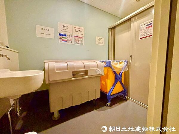 各階ごみ置き場を採用しており、普段のごみ捨ても簡単に行っていただけます！