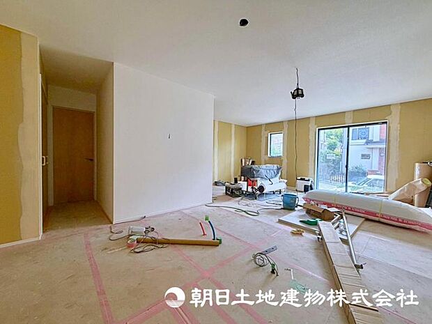20帖以上ある広々したリビングには、自然とご家族が集まってきます。