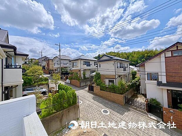 目の前には遮蔽物が無く、開放的な眺望をお楽しみいただけます。
