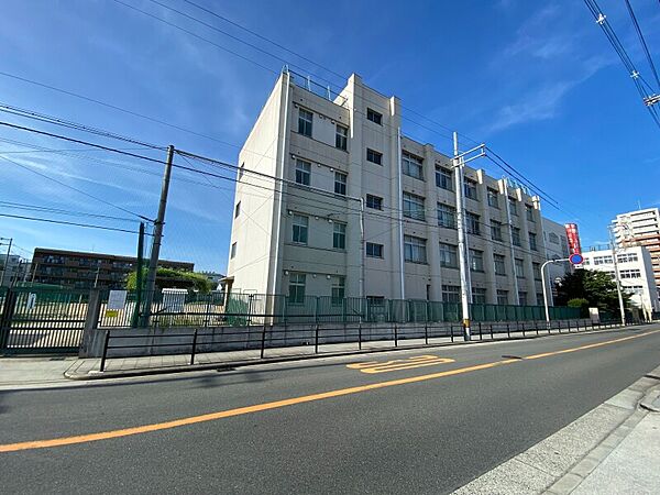 画像18:大阪市立新平野西小学校 1056m