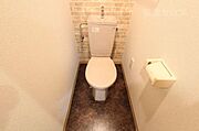 トイレもキレイで清潔感あり　※101号の写真です