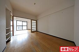 スイートプラザ白壁 3階3DKのリビング/ダイニング