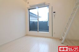 ブルースカイ 1階1Kのリビング/ダイニング