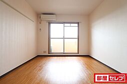 MERCI 3階1Kのリビング/ダイニング