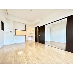 サムティレジデンス名城公園 2階2LDKのリビング/ダイニング