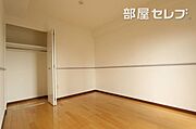 各部屋に収納があります